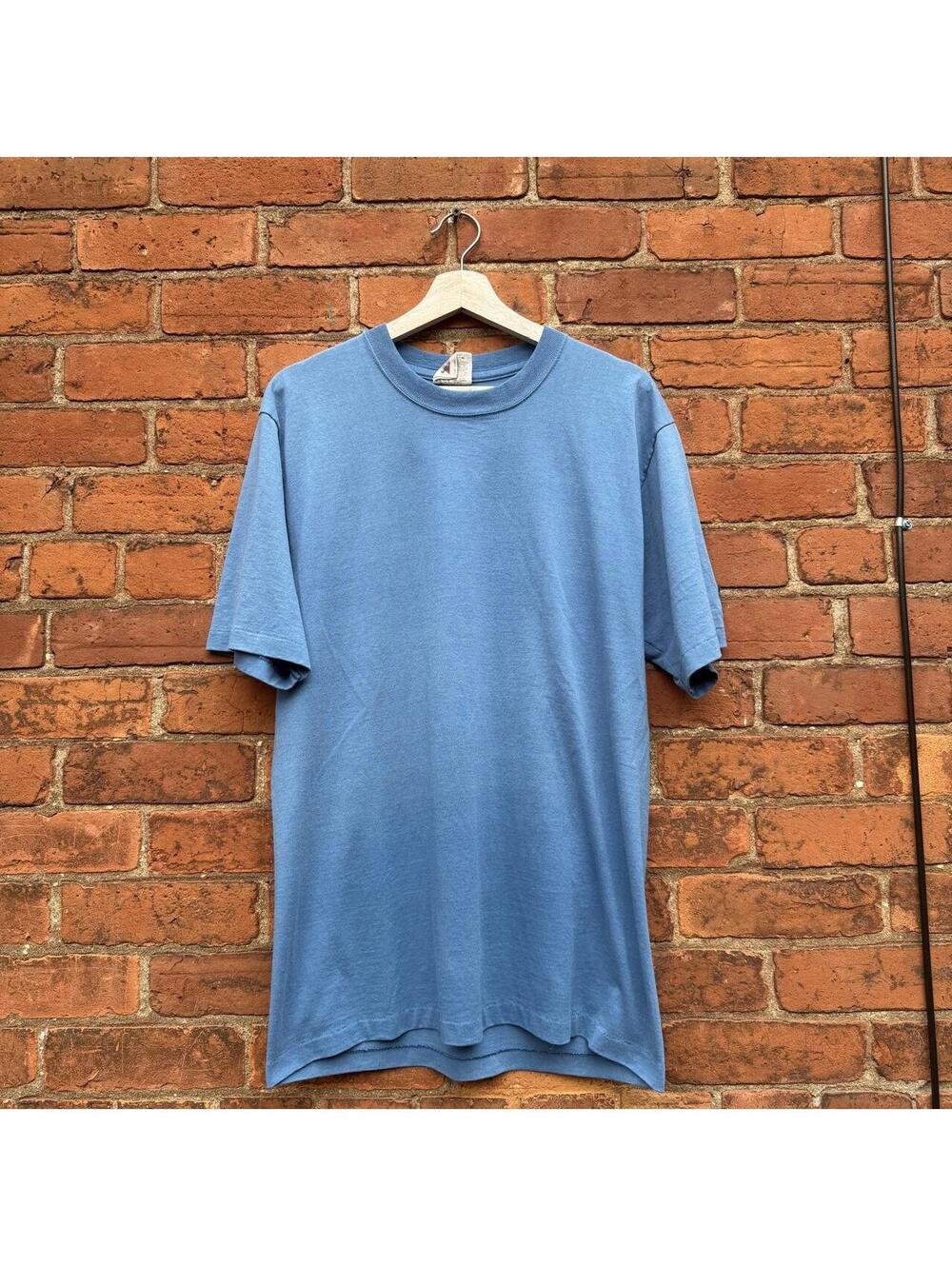 vintage grizzly blank faded blue t shirt 90s L